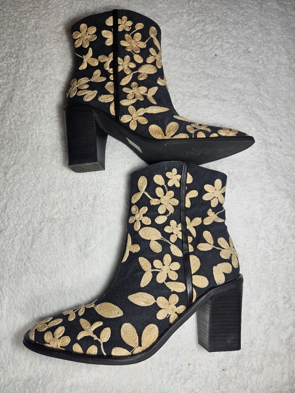 Free People Embroidered Barclay Black Ankle Boots with  Floral Embroidery - Picture 5 of 15